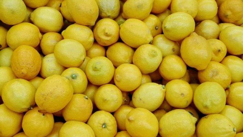 rathinavel murugan temple lemons sold for rs. 1 lakh