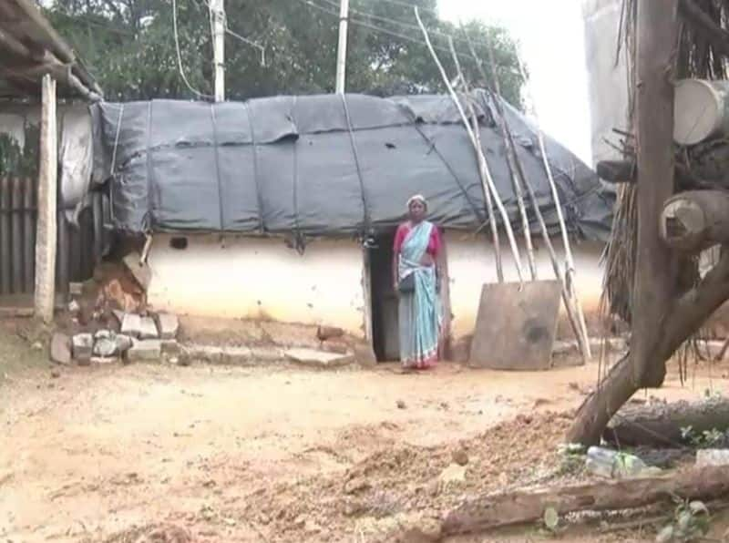 Kolar 70 Years old woman struggling For house rbj