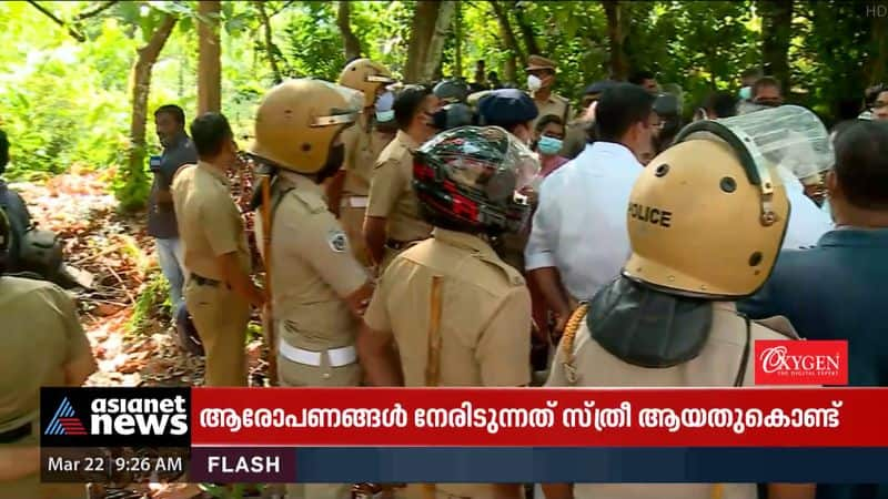 Stones can be thrown away; Protest in Kottayam Nattassery