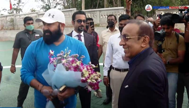 actor Mohanlal land in kollam in B Ravi Pillais owned Rs 100 crore Airbus helicopter