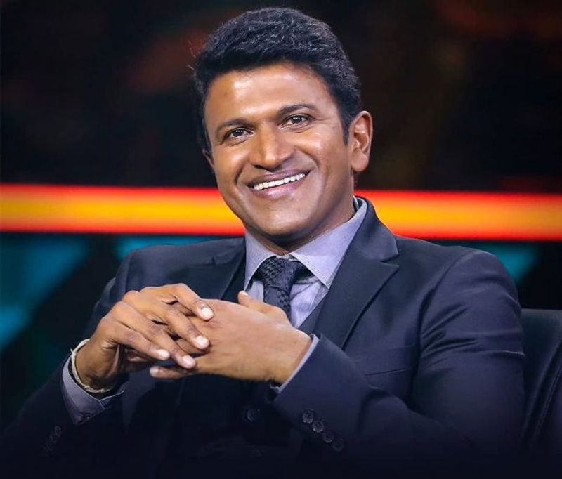 Puneeth Rajkumar Twitter account Blue tick removed what is the reason san