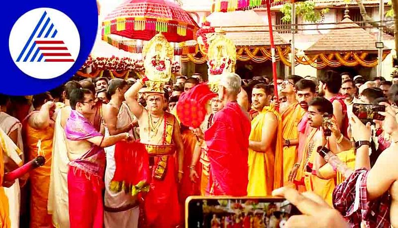 Muslim Traders Boycott in Kolluru  Sri Mookambika Temple festival gow