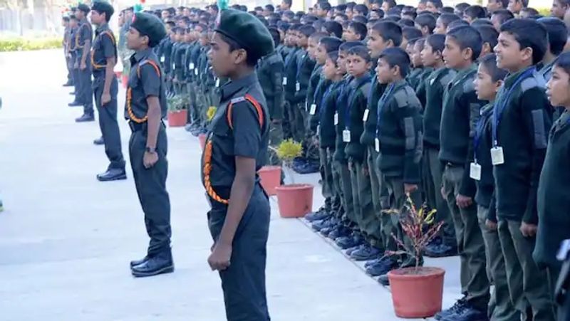 Govt gives nod to Sainik schools under private management gcw