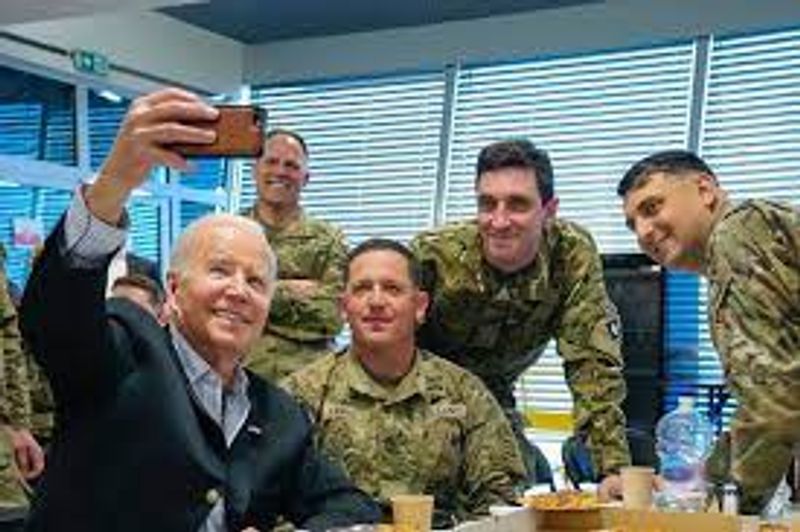 Russia Ukraine War updates - Biden Meets Army force in Poland