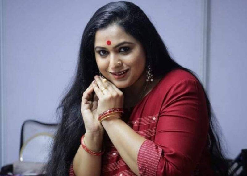 bigg boss malayalam season 4 contestants list full profiles