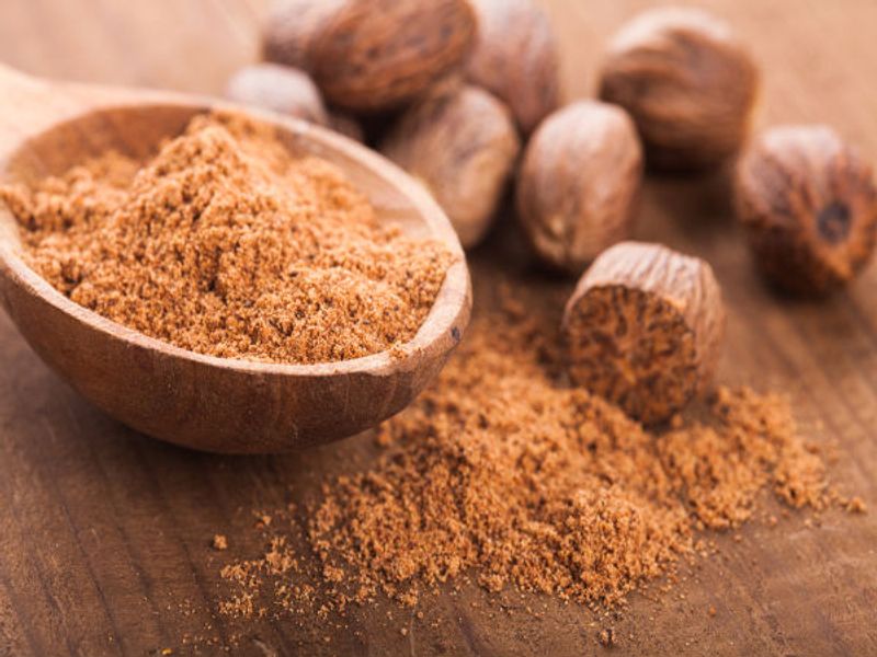 know the health benefits of nutmeg -rse-