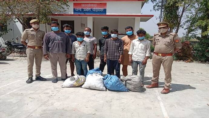 बागपत में प्लास्टिक जलाकर प्रदूषण फैला रहे थे आरोपी, पुलिस ने आठ अपराधियों को दबोच कर किया चालान