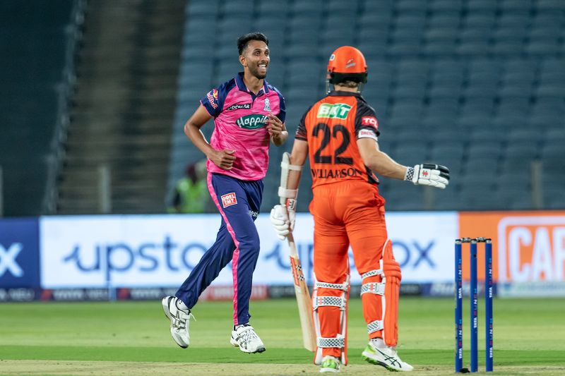 IPL 2022  Rajasthan Royals All round performance help to beat Sunrisers Hyderabad  by 61 runs ckm