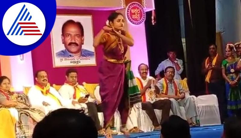 Dance into the Marathi song on kannada sahitya sammelana stage in Vijayapura gvd