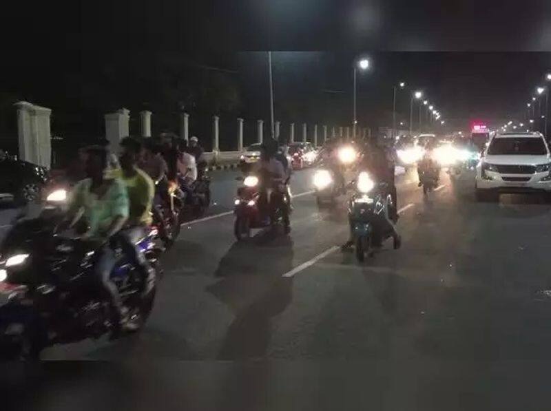 Bike Race in Chennai - Police Warning