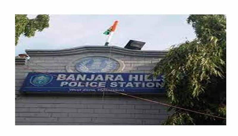 Hyderabad Banjara Hills Police Files Case on Threatening phones to TRS MLAS