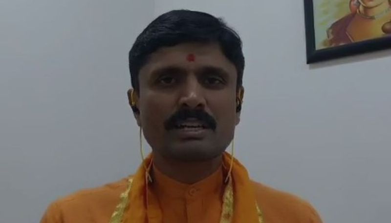 ban mosque loudspeakers a campaign by Sriram Sena leader  Karuneshwar Mutt Siddalinga Swami gow