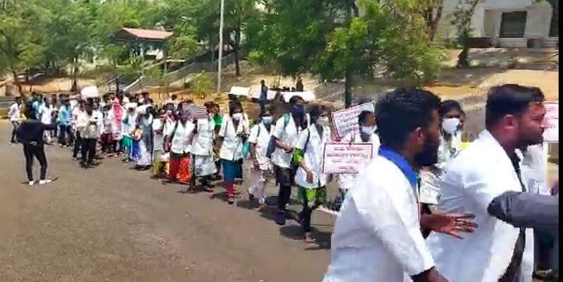 Bagalkot District More then 170 Nurse Released from Work Who service corona warriors