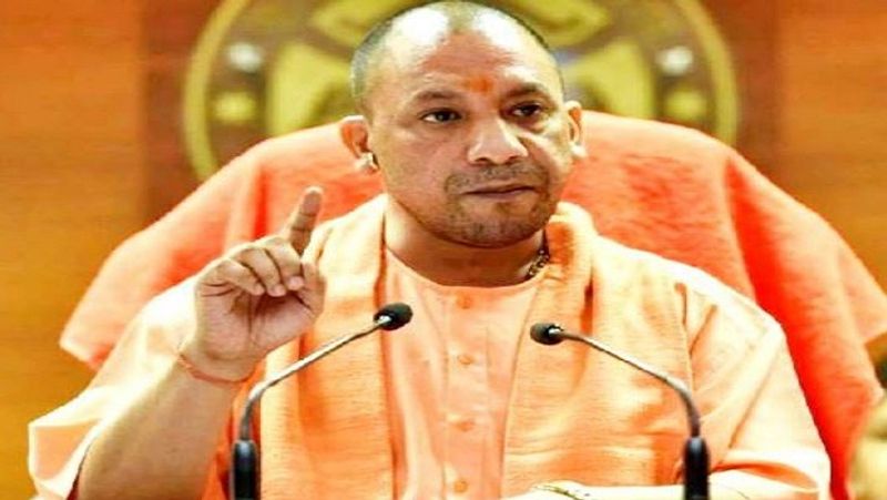 love angle in threats to UP CM Yogi adityanath, girlfried fathers phone stolen, and issued threats kms