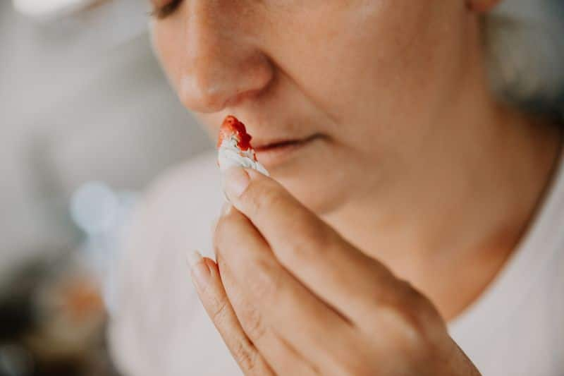 How to stop Nose Bleeding in summer? rsl