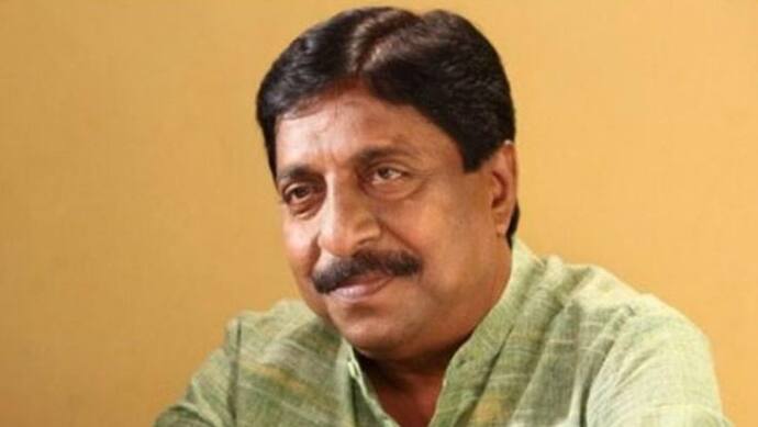 Sreenivasan Latest News मलयालम एक्टर की हालत नाजुक, हार्ट अटैक के बाद करनी पड़ी थी सर्जरी, अब वेंटिलेटर पर