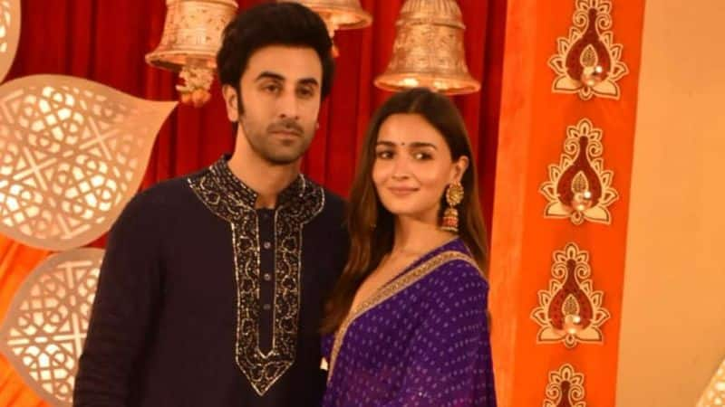 Alia Bhatt and Ranbir Kapoor to tie the knot on April 14