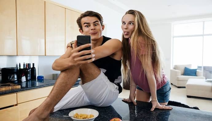 Siblings Day 2022: Here's a list of wishes and greetings to celebrate the most special relation