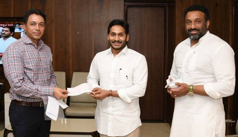 Mekapati family picks Vikram reddy for atmakur bypoll as goutham reddy political heir