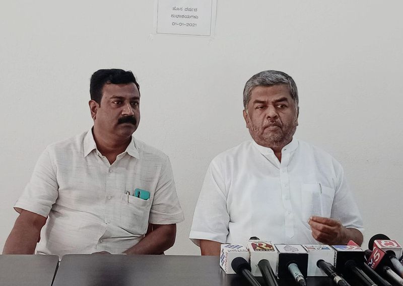 Congress Leader BK Hariprasad Hits Out at BJP And RSS rbj