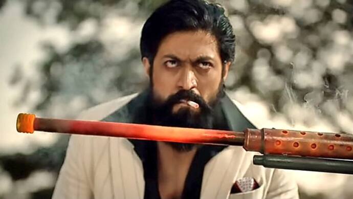 KGF 2 के हिंदी वर्जन ने एडवांस बुकिंग में तोड़ा RRR का रिकॉर्ड, रिलीज से पहले यश की फिल्म ने कमाए इतने करोड़