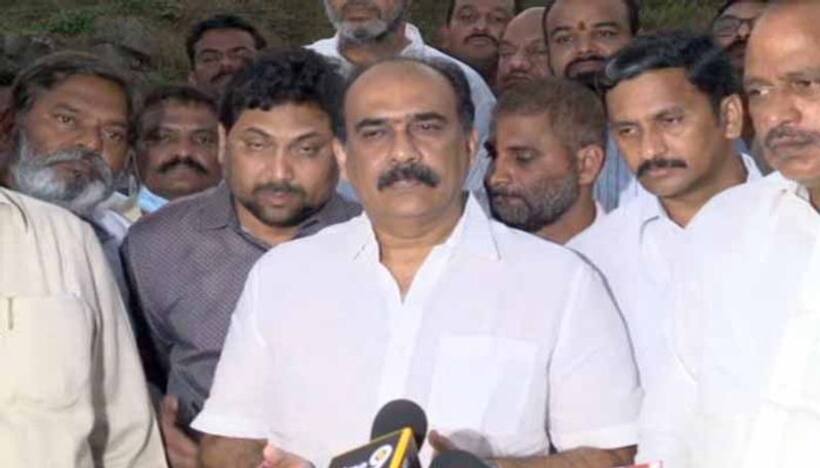  బాలినేని శ్రీనివాస్ రెడ్డికి  జగన్ నుండి పిలుపు: రేపు  తాడేపల్లిలో భేటీ