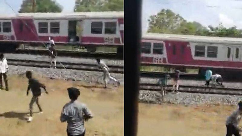 Pachaiyappan College 3 students arrested for throwing stones at train