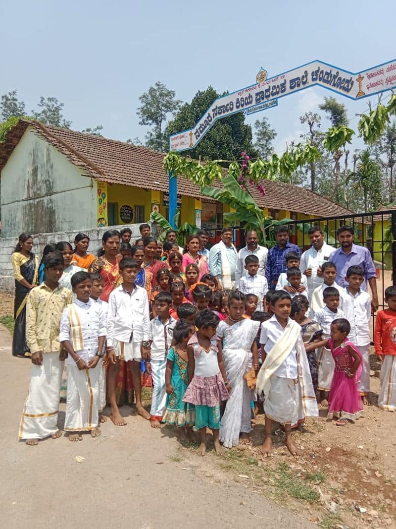 Old Students Who Given New Look to the Government School in Chikkamagaluru grg