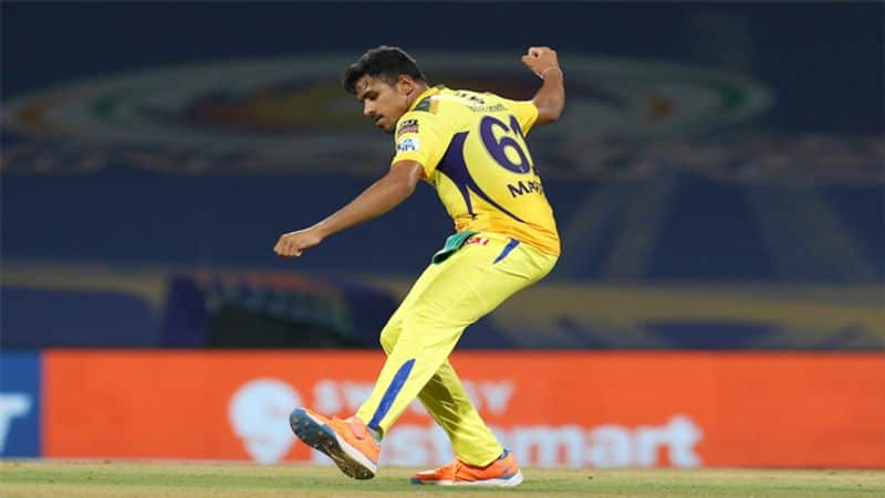 gujarat titans lost three wickets against chennai super kings