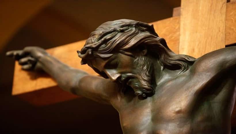 Good Friday 2022: Wishes, WhatsApp status, quotes and messages you can send to your loved ones 
