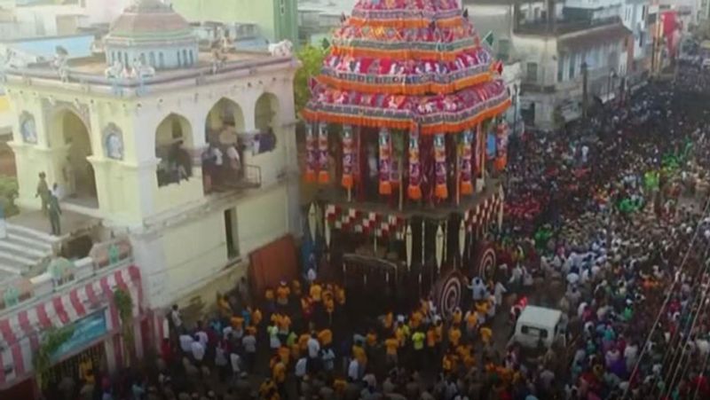 Meenakshi Amman Temple Chithirai Festival Therottam