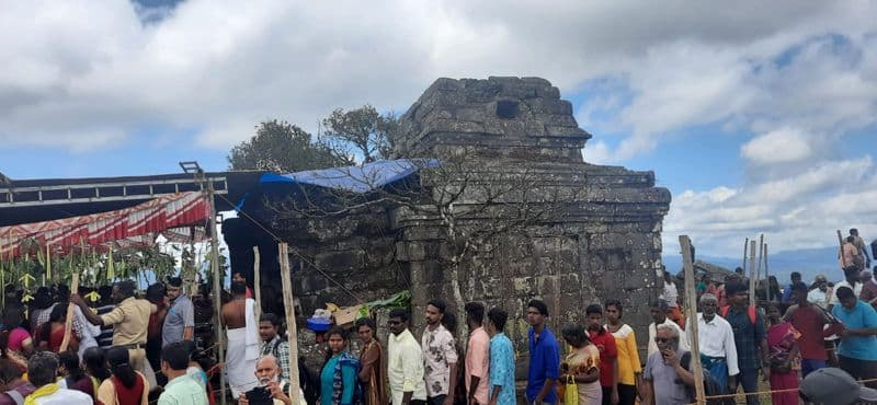 Chitra Porunami 2024 Mangaladevi Kannagi temple history theni kerala border Rya