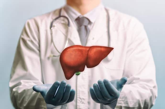  World Liver Day 2022 : लिवर को डैमेज करती हैं दवाइयां, हर दर्द के लिए मेडिसन खाते हैं तो ये जानकारी जरुर रखें