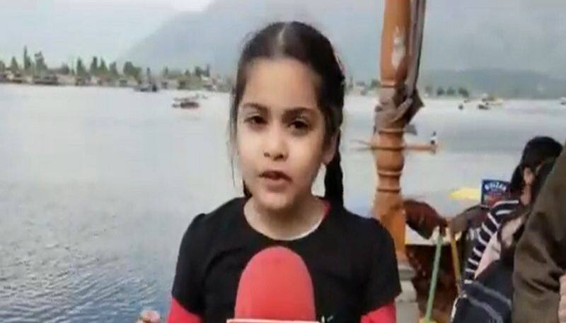 No Snow in Kashmir: Complaint video of a small girl goes viral, netizens say adorable - adt 