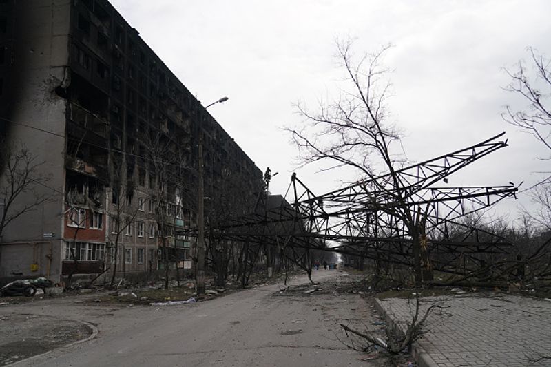 Ukraine war: Russian troop hits Azovstal steel plant with 35 airstrikes in 24 hours, reports - adt 