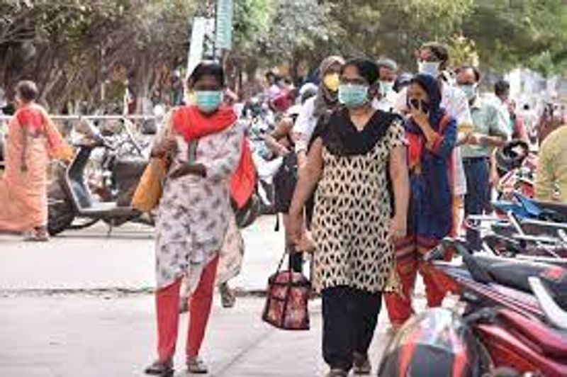 Delhi and Tamil Nadu government makes face masks mandatory reimposes Rs 500 fine gvd