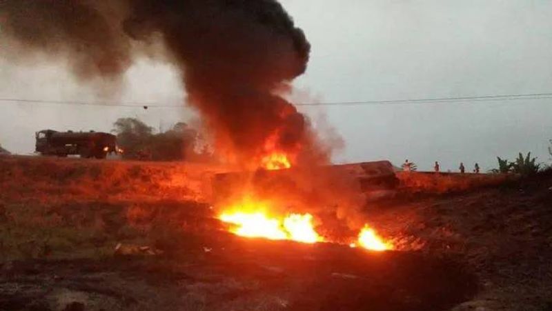 100 Killed In Nigerian Oil Blast Emergency Services