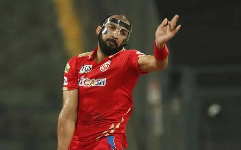 ipl 2022 csk vs pbks rishi dhawan : Why Rishi Dhawan, man who dismissed MS Dhoni, was wearing a face shield