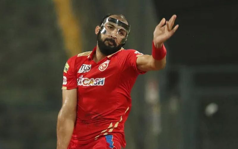 IPL 2022 Why PBKS All rounder Rishi Dhawan wears safety shield on face against CSK