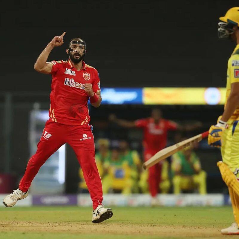 ipl 2022 csk vs pbks rishi dhawan : Why Rishi Dhawan, man who dismissed MS Dhoni, was wearing a face shield