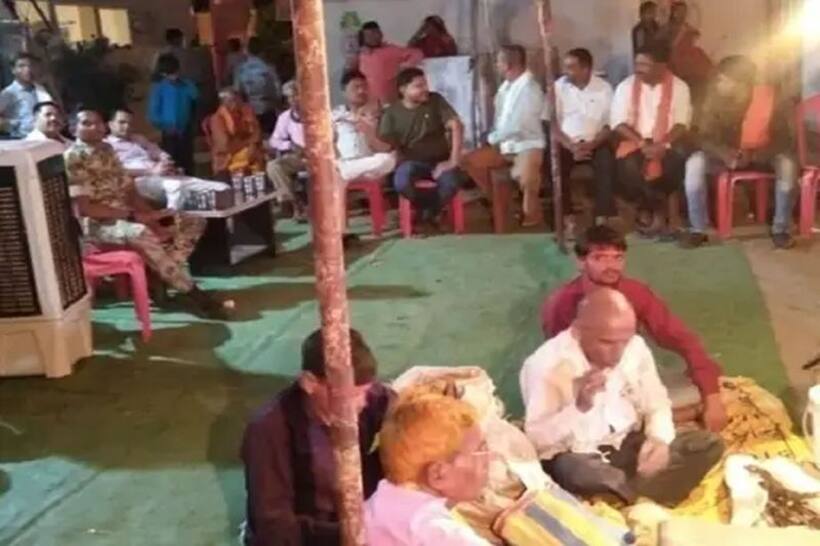 मुंगेली में लड्डू नहीं मिला तो मंडप छोड़ थाने पहुंच गया दूल्हा, पुलिस से बोला- घरातियों पर केस करो