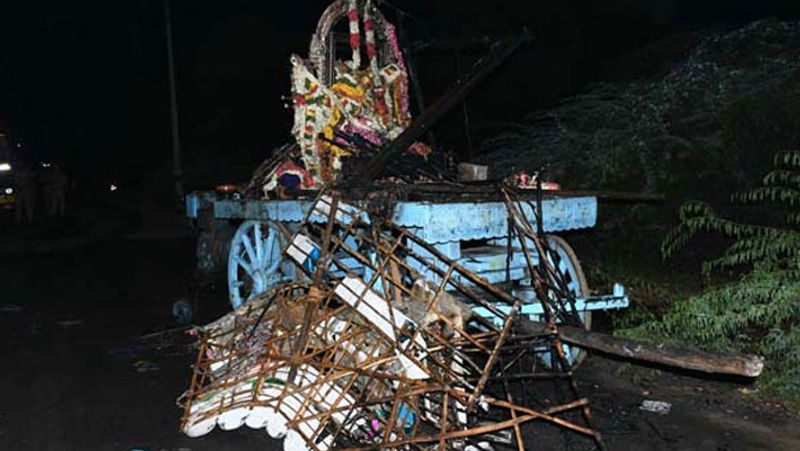 Temple Festival...10 killed in power outage near Thanjavur