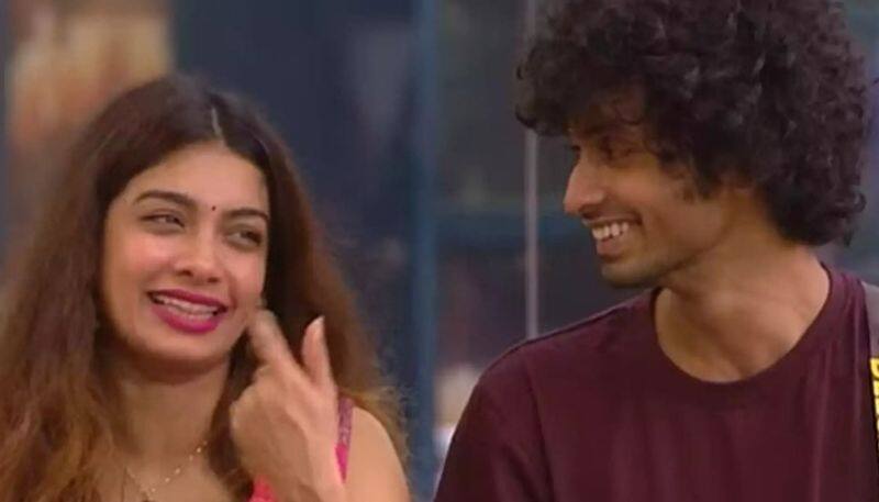 blesslee again says his love with dilsha bigg boss malayalam 