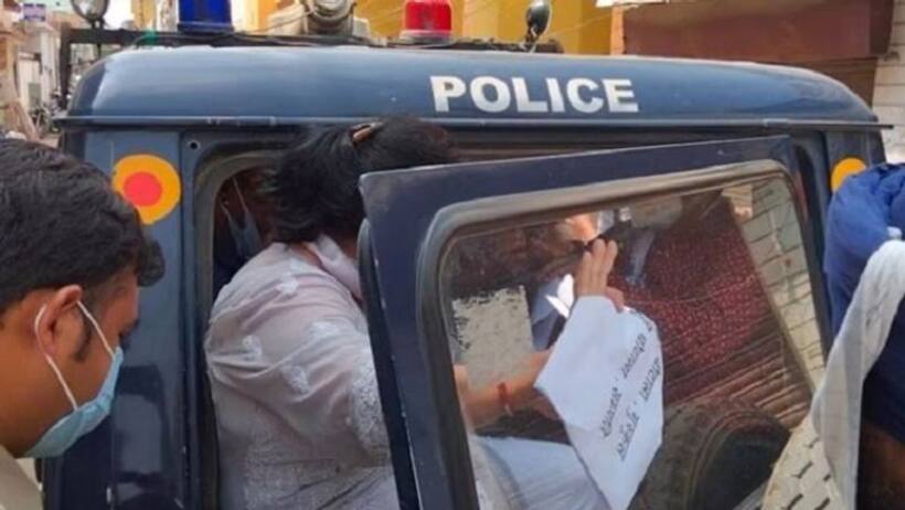 प्रेमी के साथ इस हाल में मिली महिला, घर से बाहर बुलाकर पति ने दिया ऐसी हरकत को अंजाम