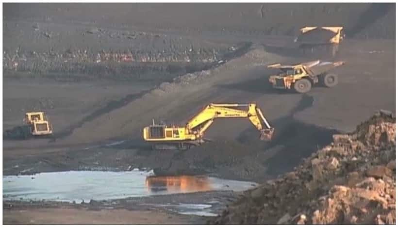 India permits coal mines to hike output without feedback 