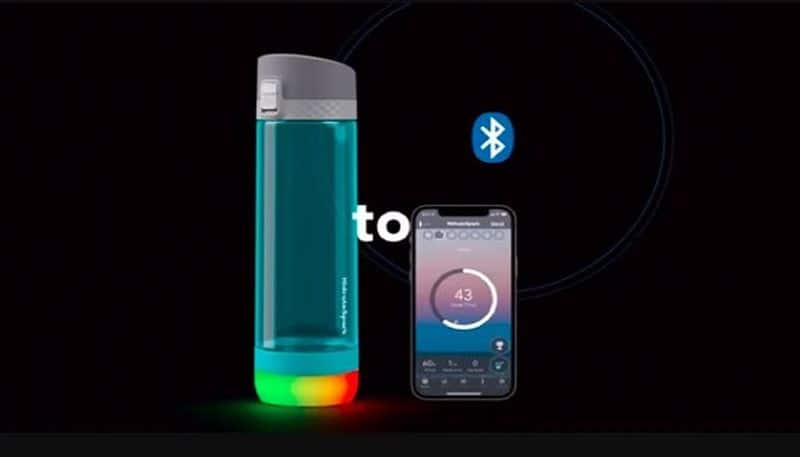 Apples smart bottle launched, sends alerts on the phone to drink water