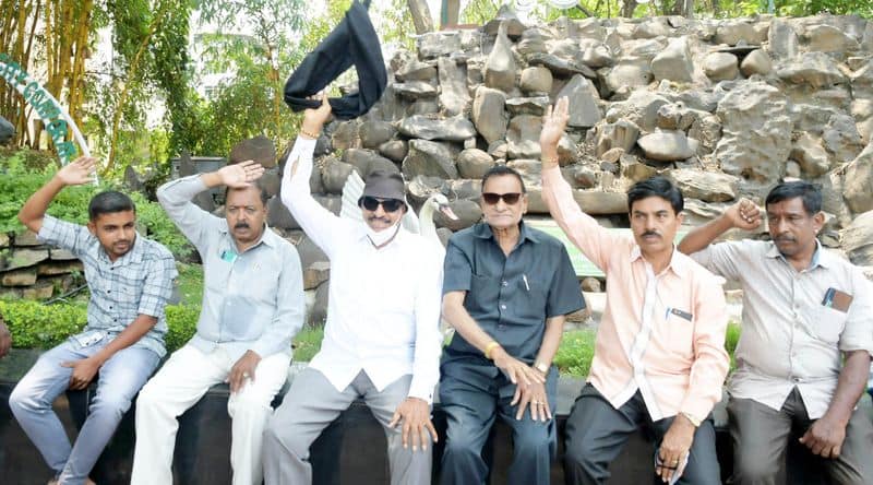 Vatal Nagaraj Protest In Mysore For Kannada Language gvd