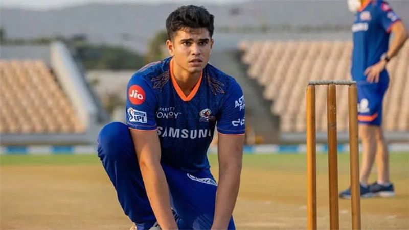 IPL 2022 any chances for Arjun Tendulkar to make IPL debut for Mumbai Indians today 