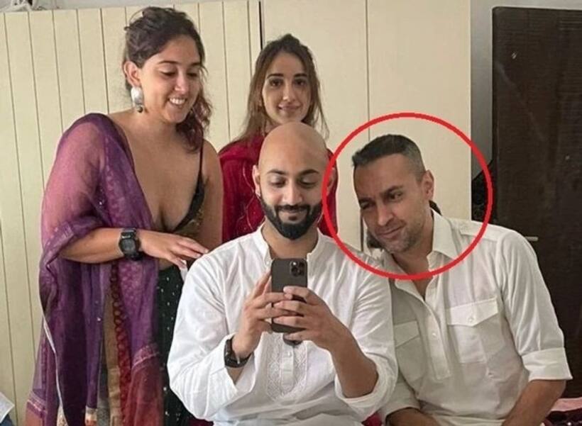Is that Imran Khan in Aamir Khan’s daughter Ira Khan’s Eid party pic?