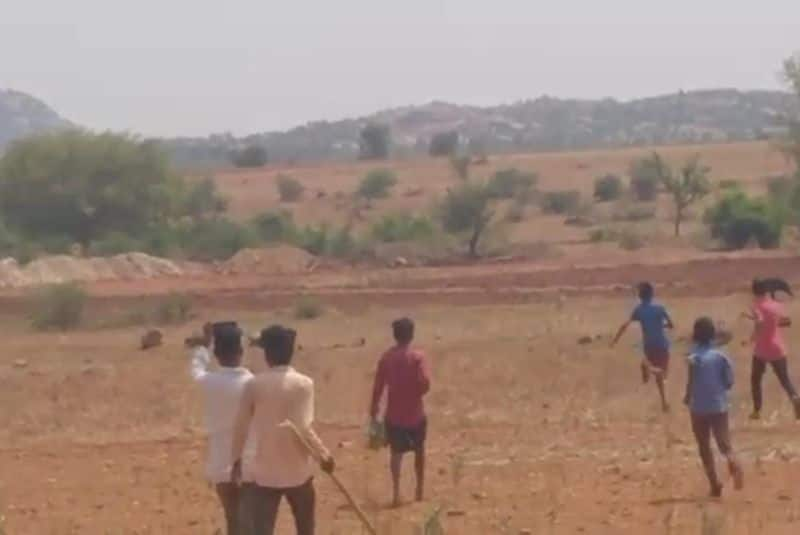 Farmers Faces Problems For Bears in Vijayanagara grg